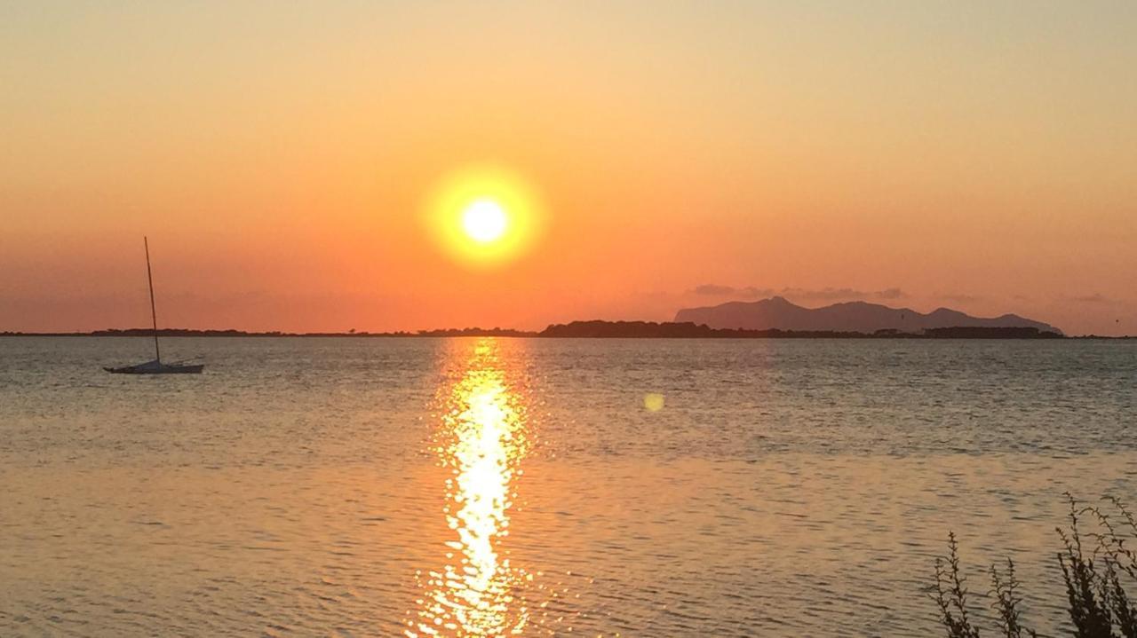 Casa Vacanze Playa 54 Castellammare del Golfo Kültér fotó
