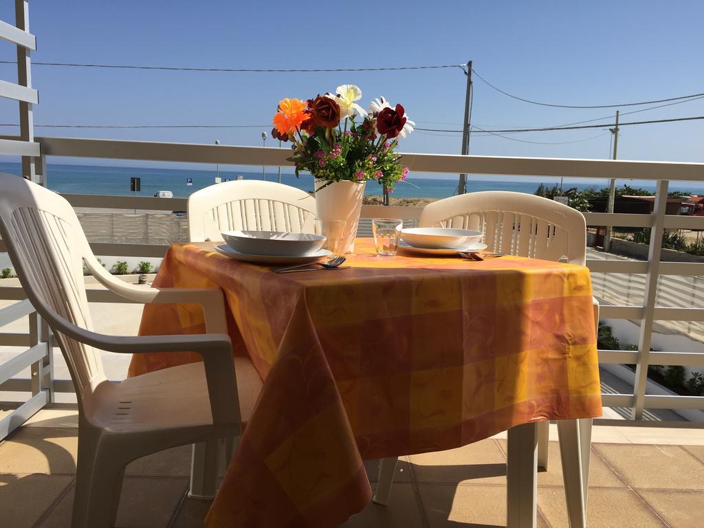 Casa Vacanze Playa 54 Castellammare del Golfo Kültér fotó