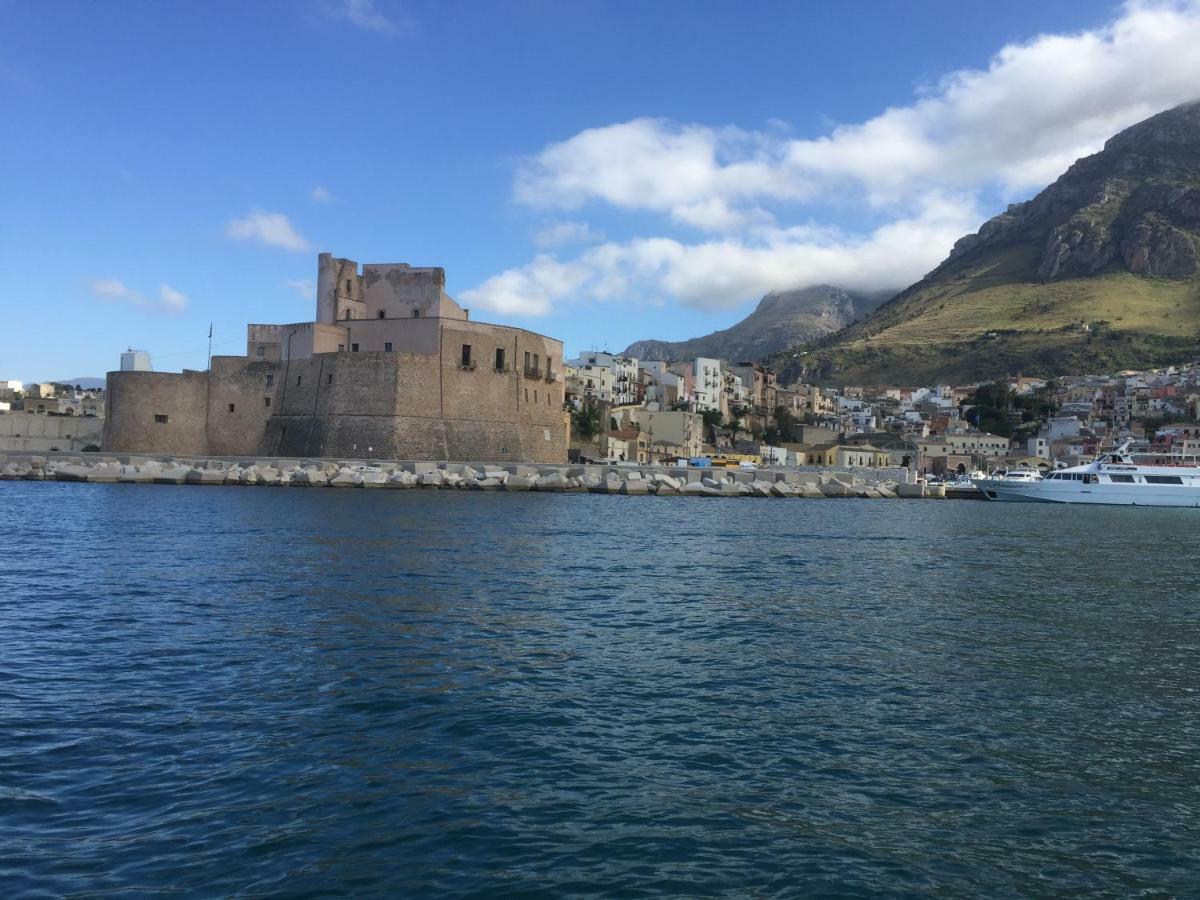 Casa Vacanze Playa 54 Castellammare del Golfo Kültér fotó