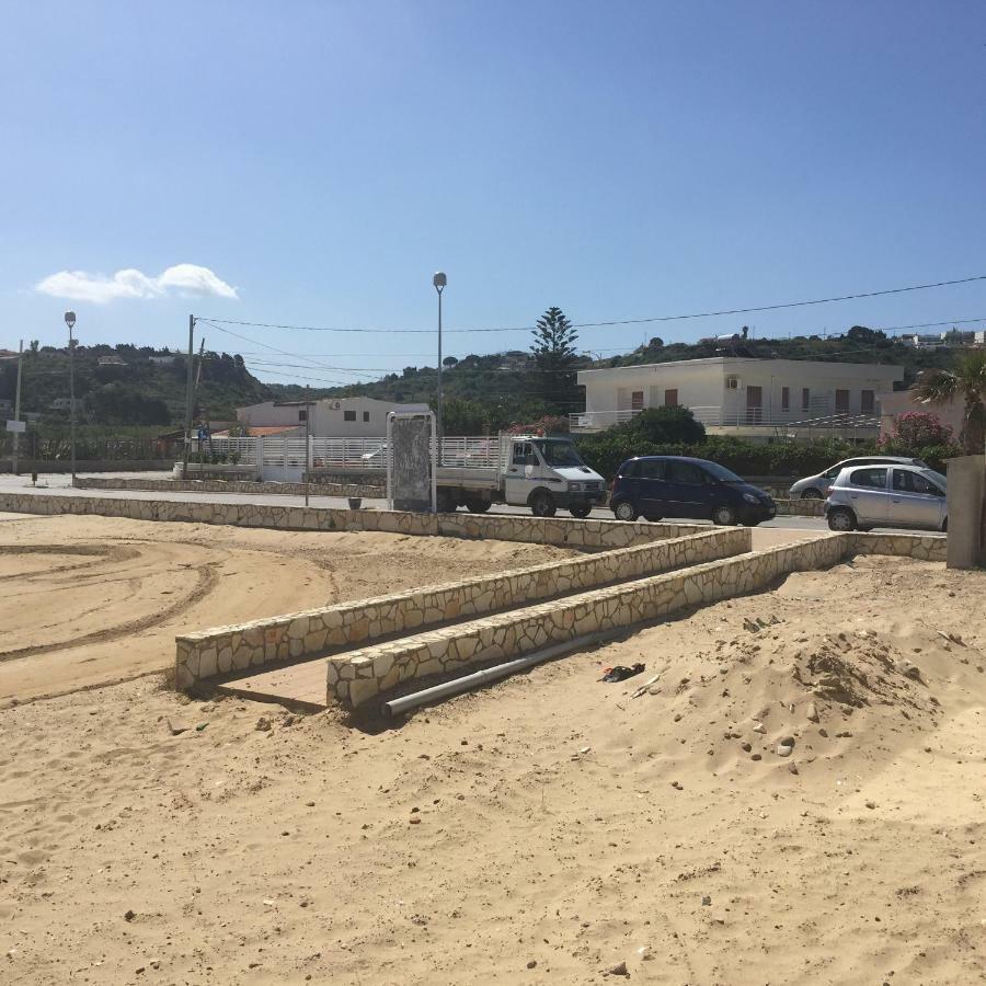 Casa Vacanze Playa 54 Castellammare del Golfo Kültér fotó